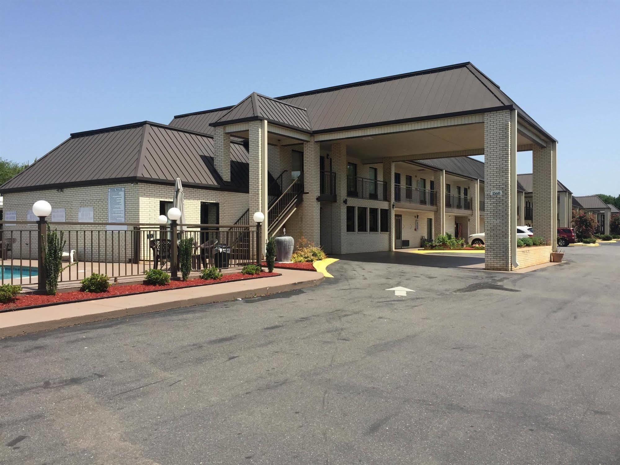 Deluxe Inn And Suites York Dış mekan fotoğraf